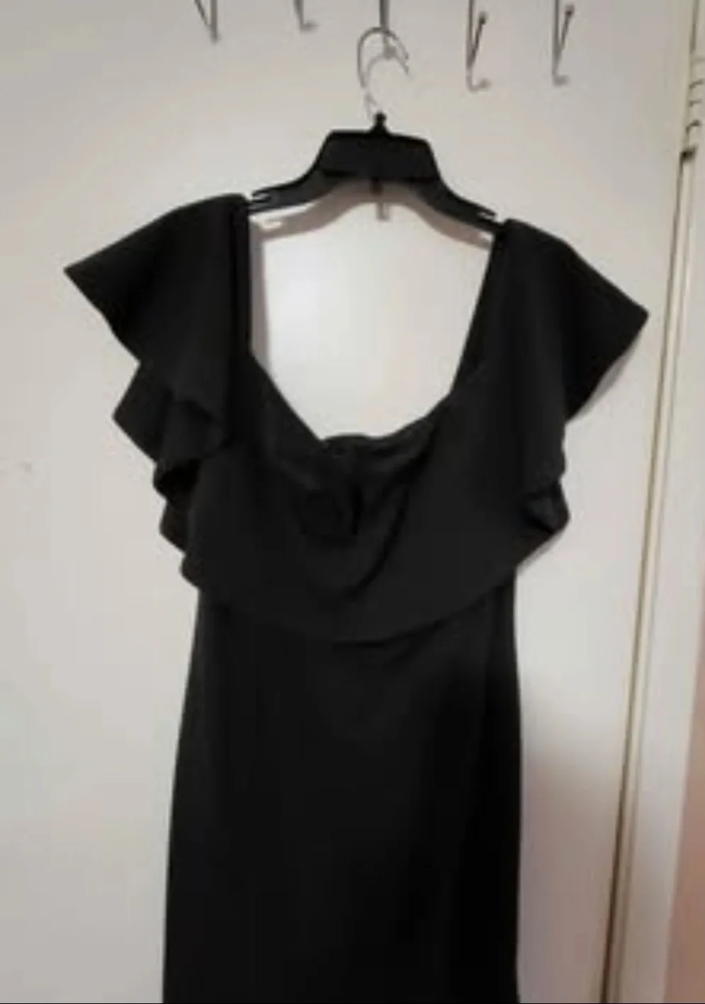 Gorgeous Black Formal Maxi Dress Sz18-22 Retail $550 image indicator(3)