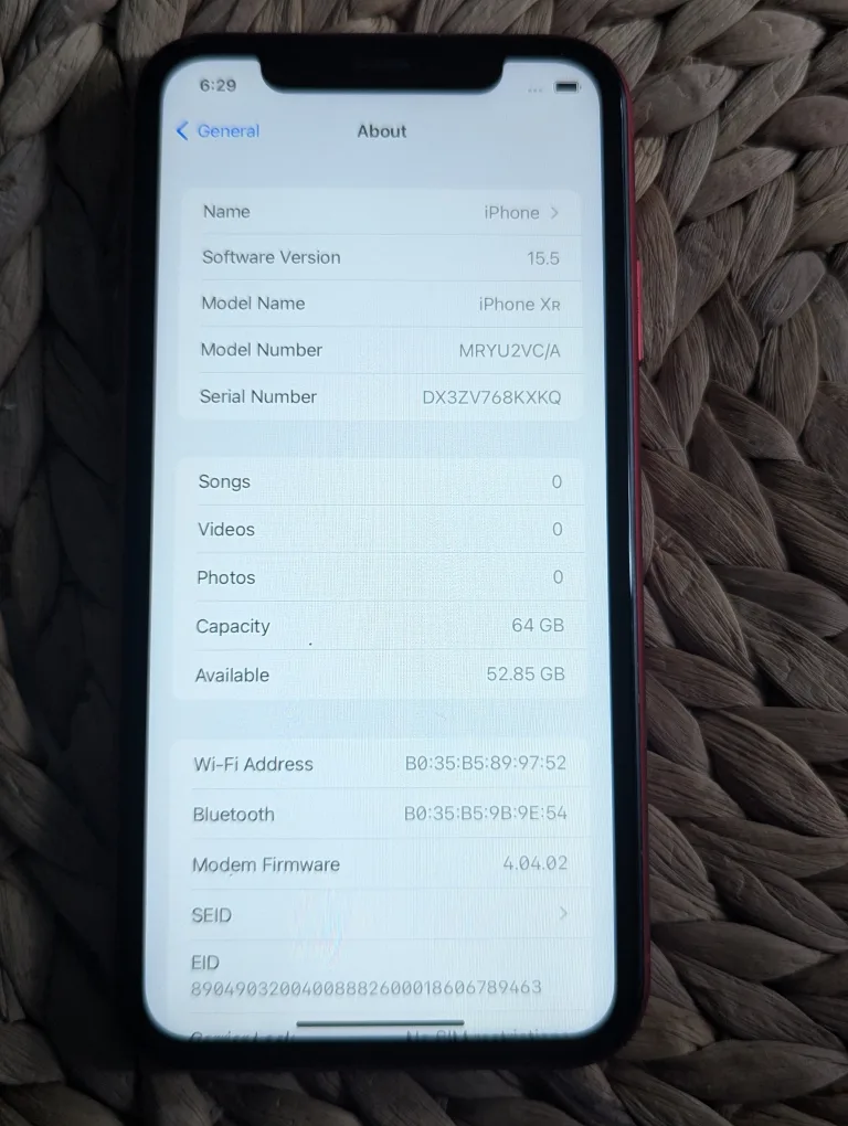 Apple iPhone XR Red 64GB image indicator(3)