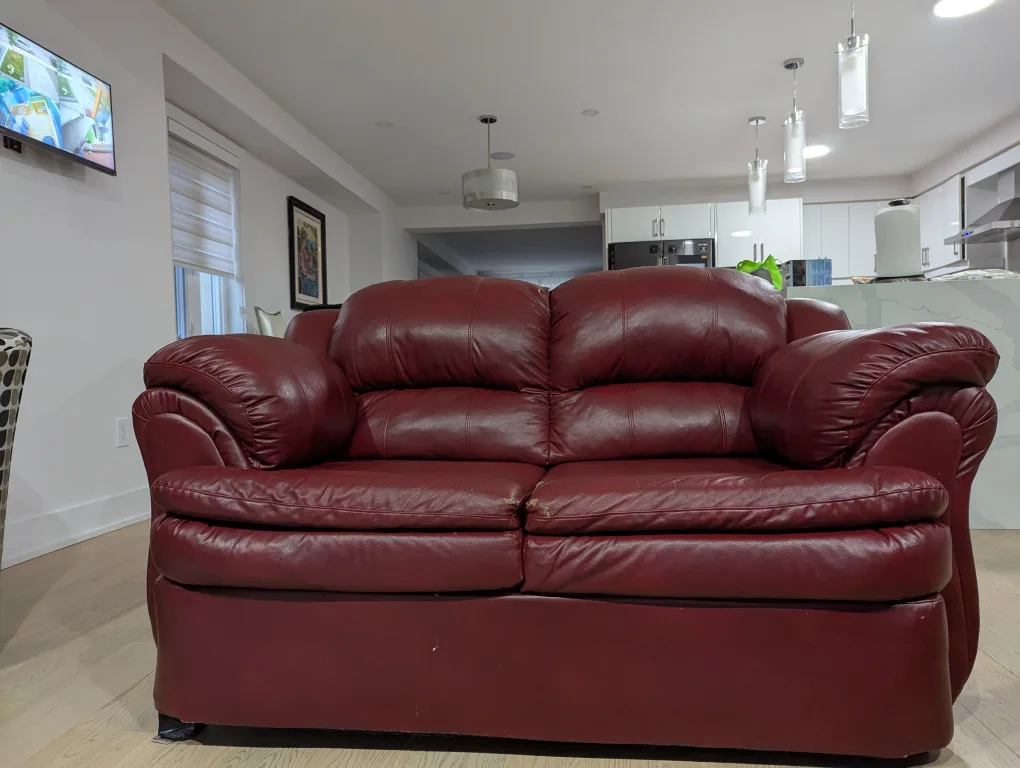 Burgundy Leather Loveseat Sofa thumbnail