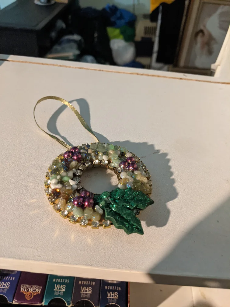 Handmade Christmas Wreath Ornament thumbnail