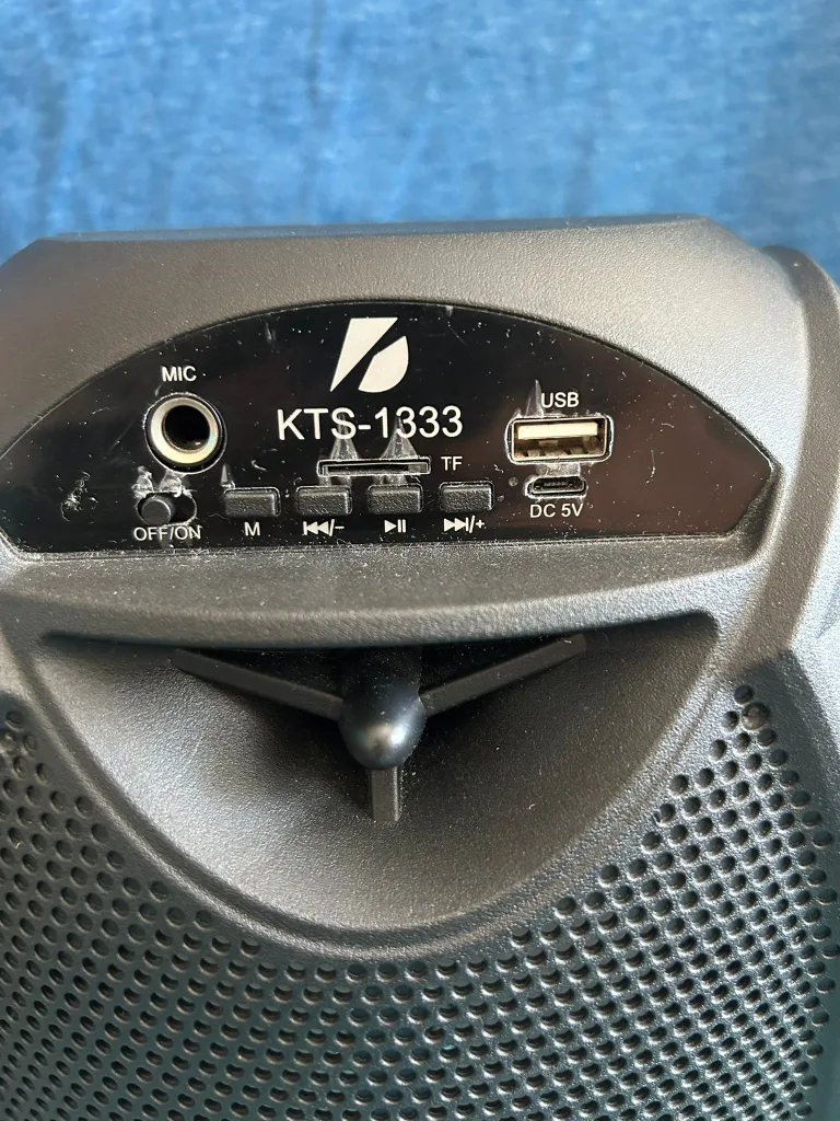 Portable Speaker image indicator(3)