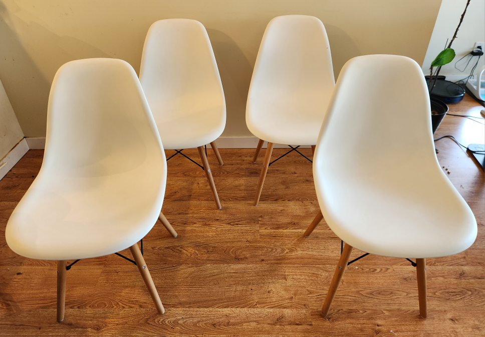 Set of 4 White Dining Chairs (currently disassembled) - photo 3