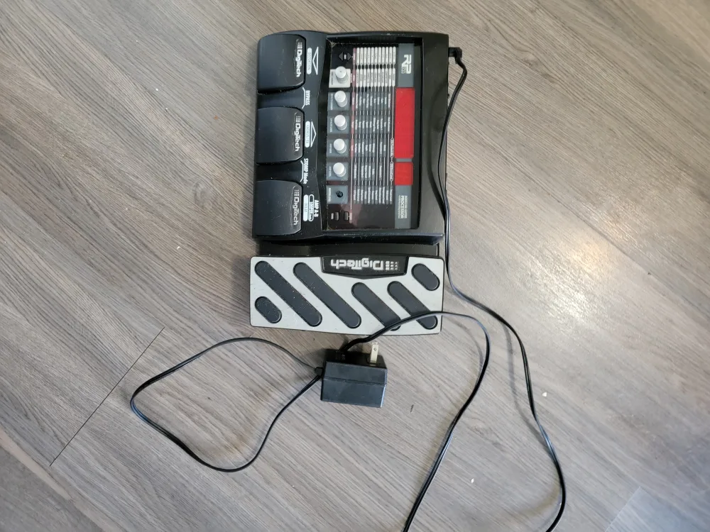 Digitech RP355V Modeling Guitar Processor image indicator(8)