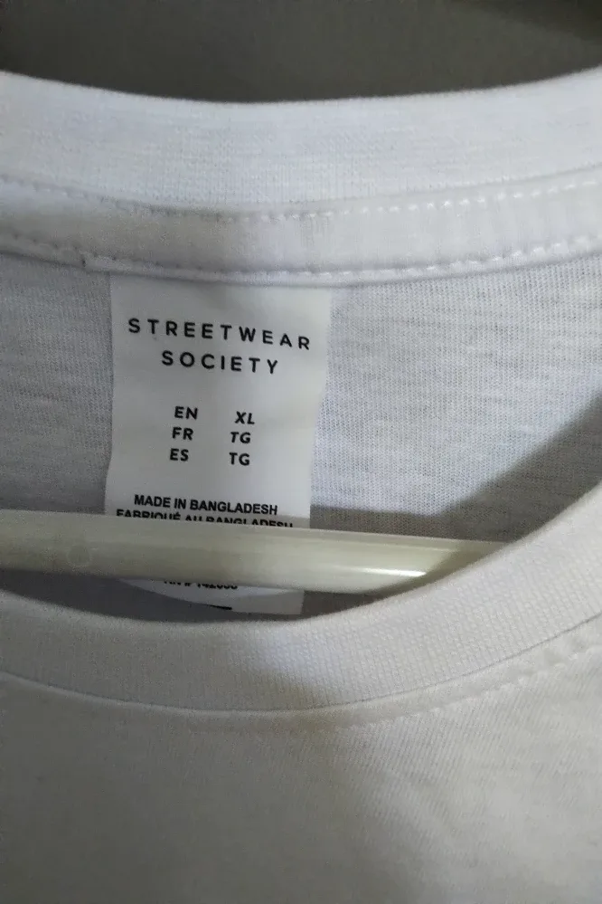 coors,coca-cola,ribbon t-shirts-med@large image indicator(9)