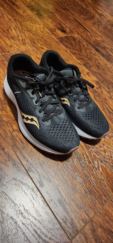 Saucony Women's Running Shoes - Size 8.5 thumbnail