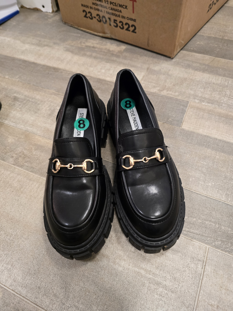Steve Madden Black Loafers - Size 8