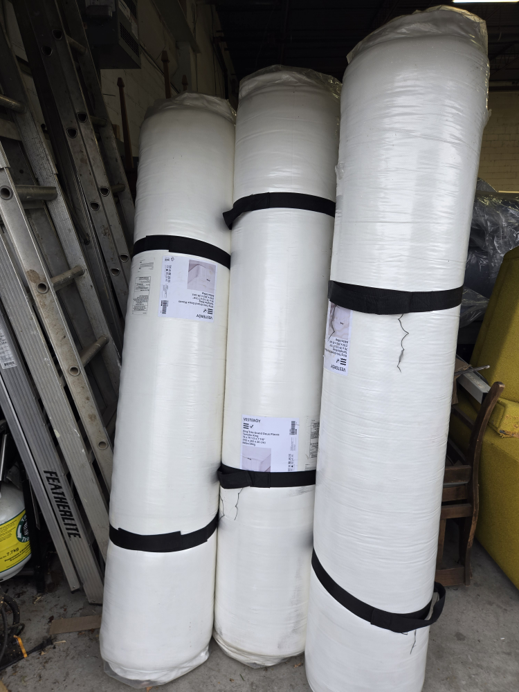 *BRAND NEW* IKEA VESTERÖY King Mattress