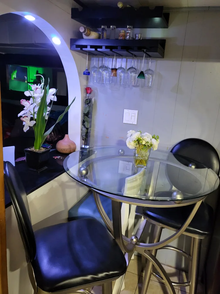 Glass Top Bar Table with 2 Stools image indicator(9)