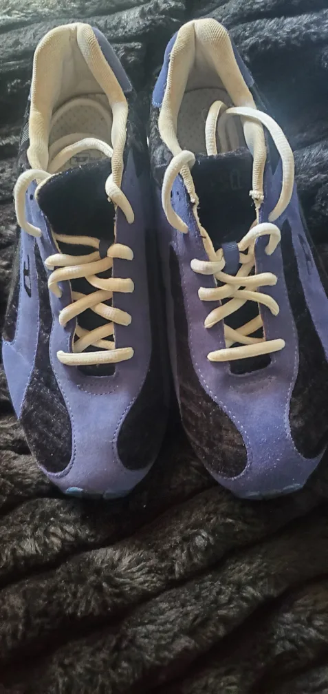 diesel sneakers thumbnail