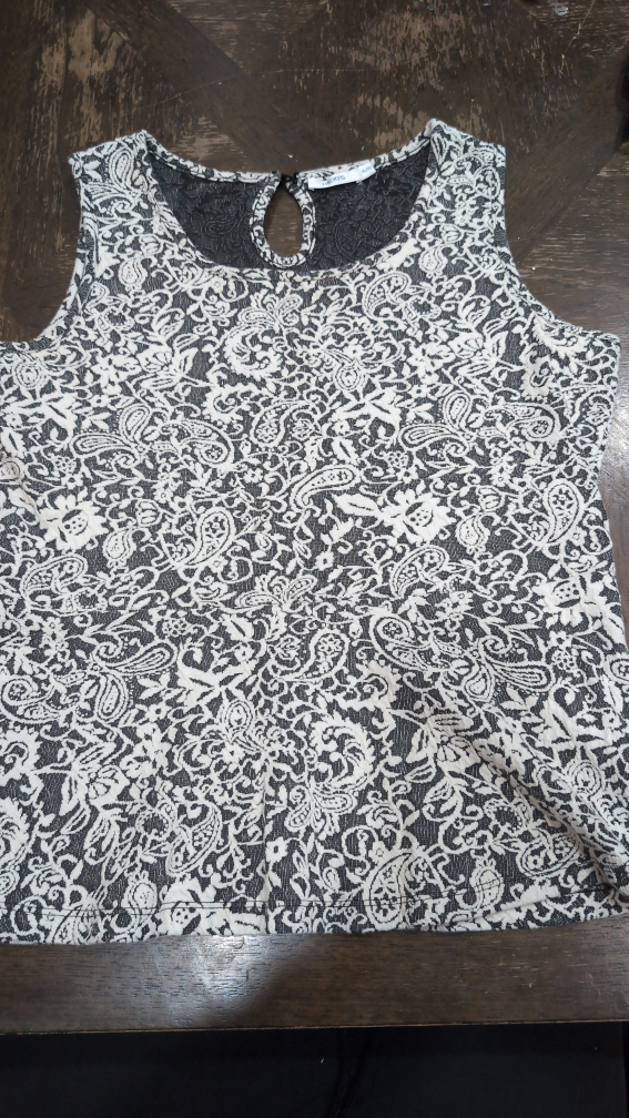 Ricki's Sleeveless Top - XL/TG