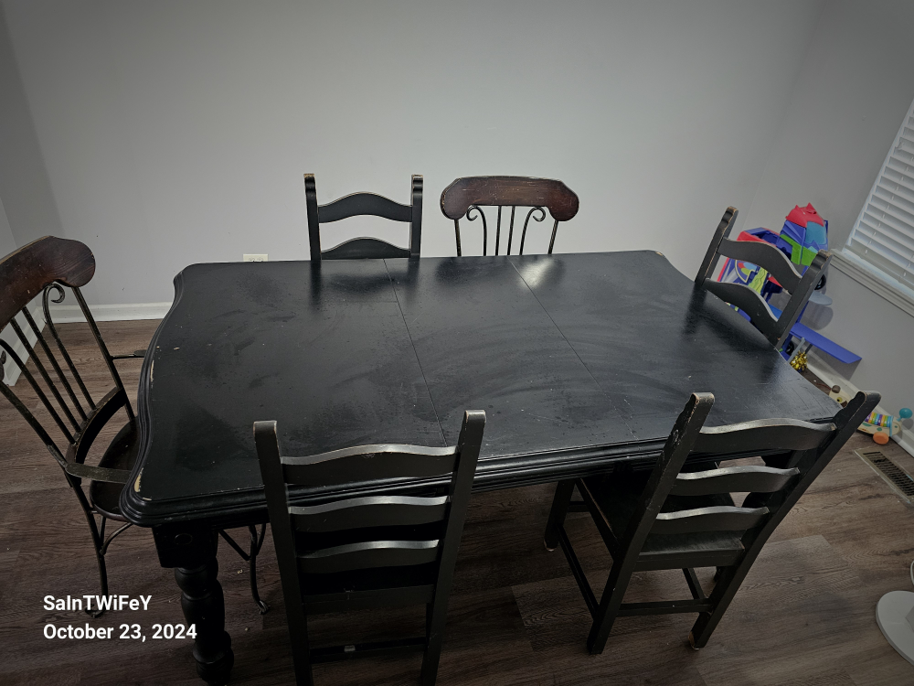 dinng table