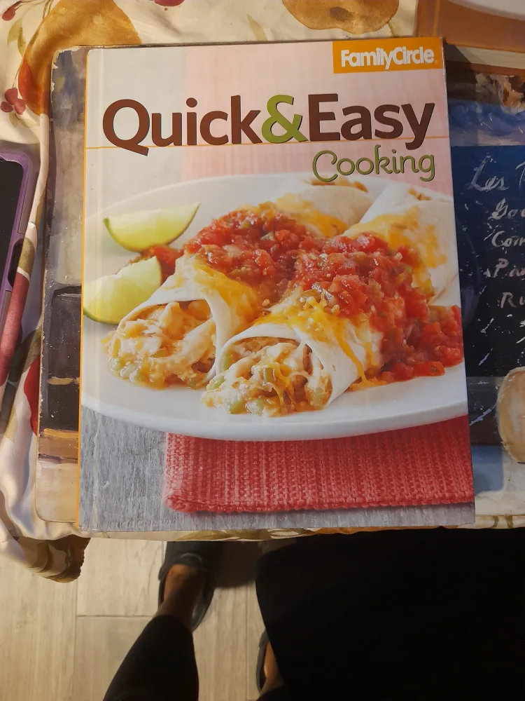 Family Circle Quick & Easy Cooking Cookbook thumbnail