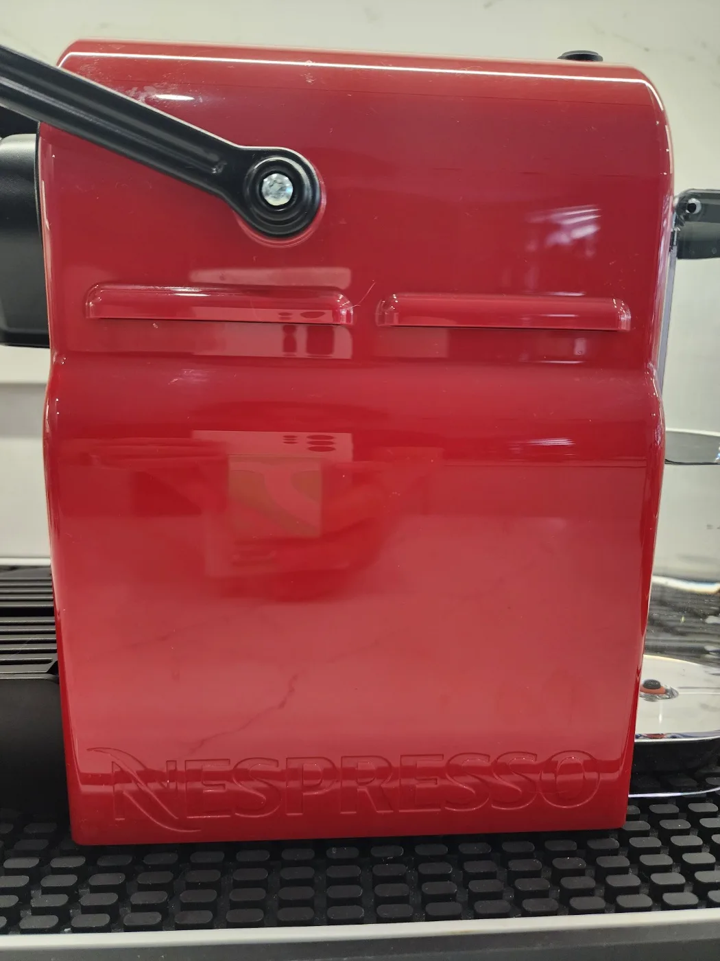 Breville Nespresso Inissia Espresso Machine – Red image indicator(3)