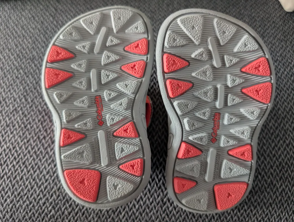 Columbia Toddler Girl's Sandals Size 5 thumbnail