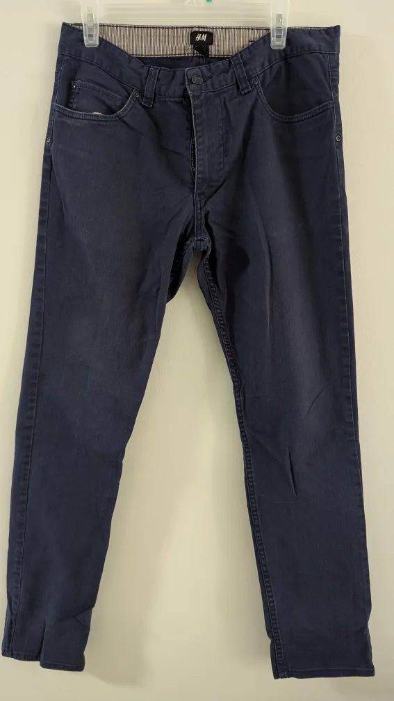 Mixed Men's Pants Bundle - Waist 31 and 30 - Length 30 and 32 image indicator(6)