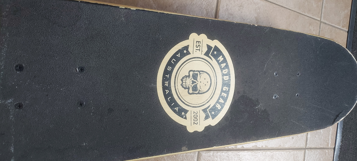 Mad Gear Skateboard & Helmet (Cash only) - photo 2