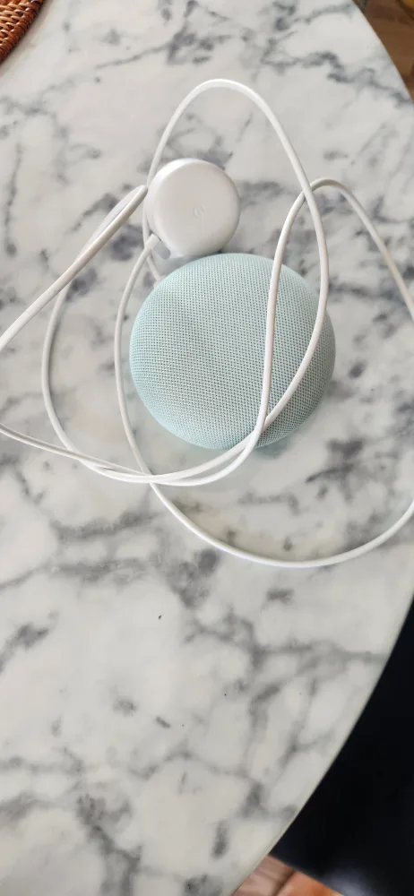Google Nest Mini (2nd Generation) Smart Speaker thumbnail