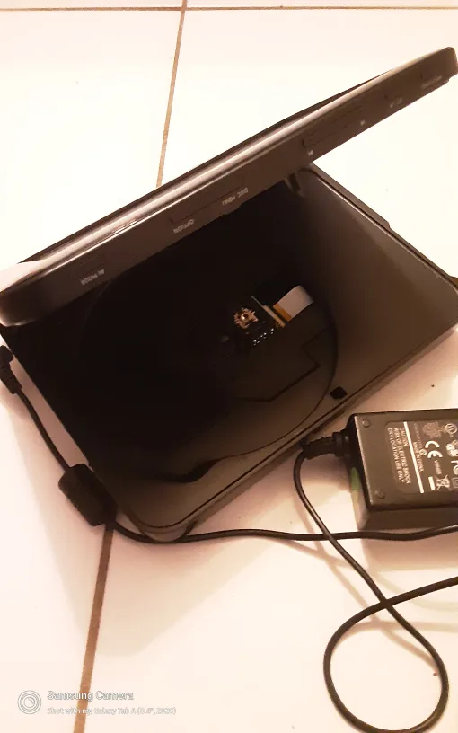 Philips Portable DVD PLAYER PD7012/37  7" image indicator(3)