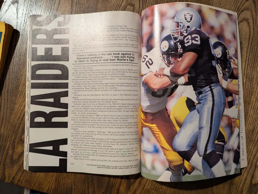 1991 Athlon's Eastern Football Magazine image indicator(5)