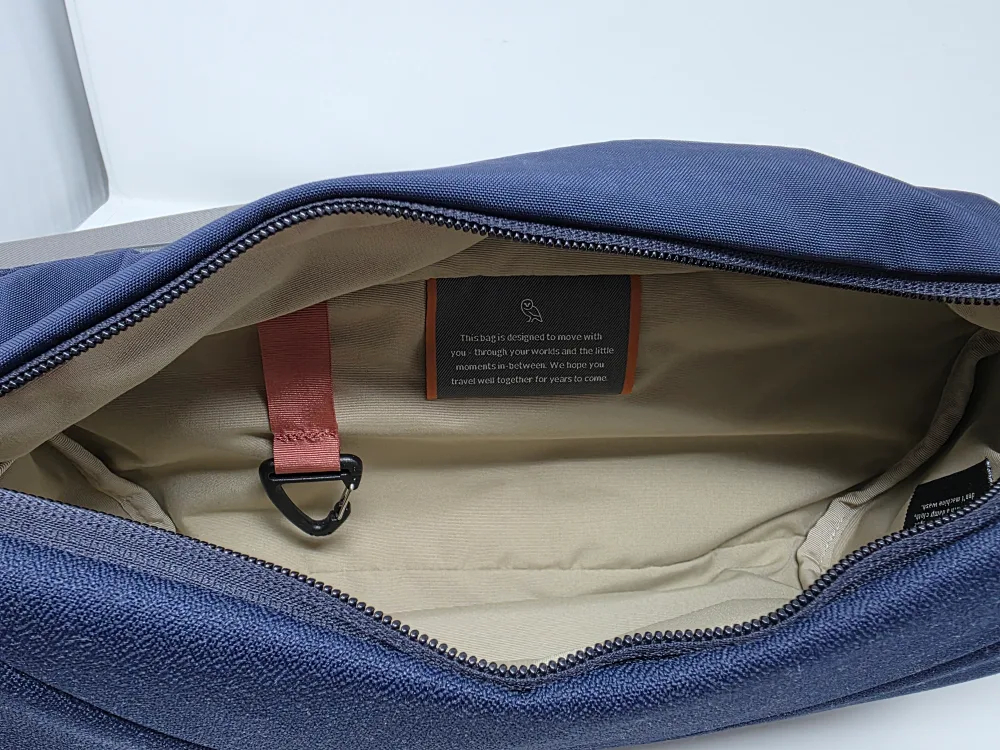 Bellroy Sling Bag Navy image indicator(4)
