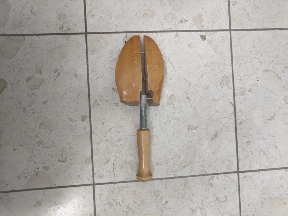 Preston Shoe Trees Size 4 image indicator(2)