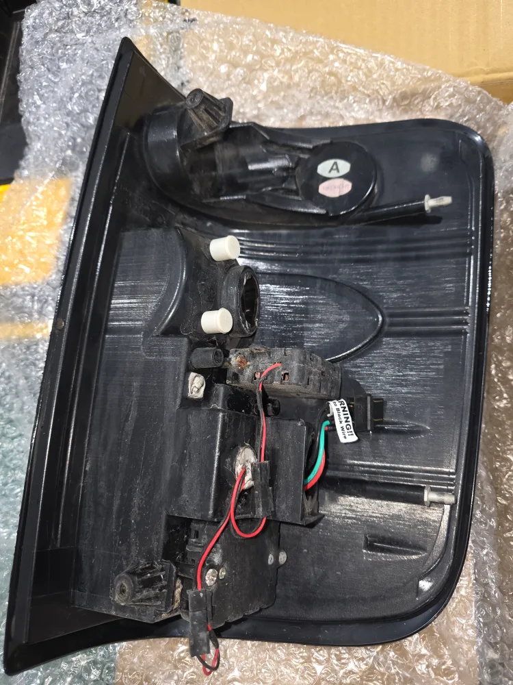 Black Taillight Assembly-2006 F150 image indicator(2)