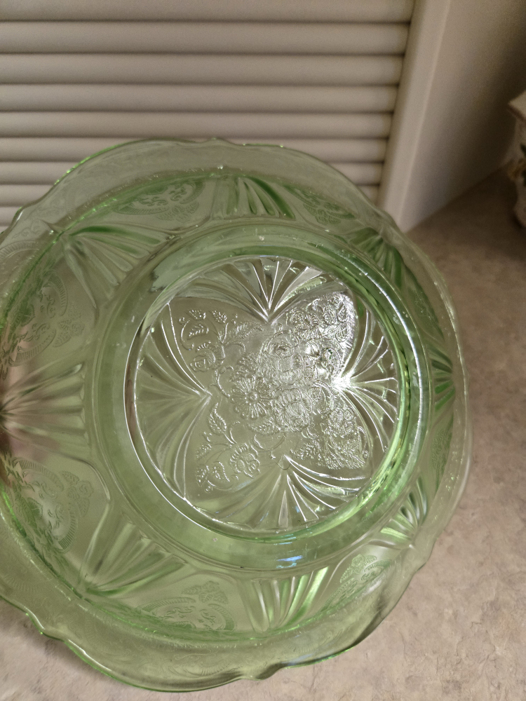 Vintage Green Depression Glass Bowl - photo 3