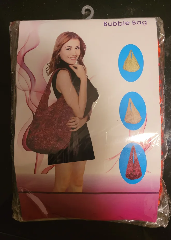 Red bubble bag thumbnail