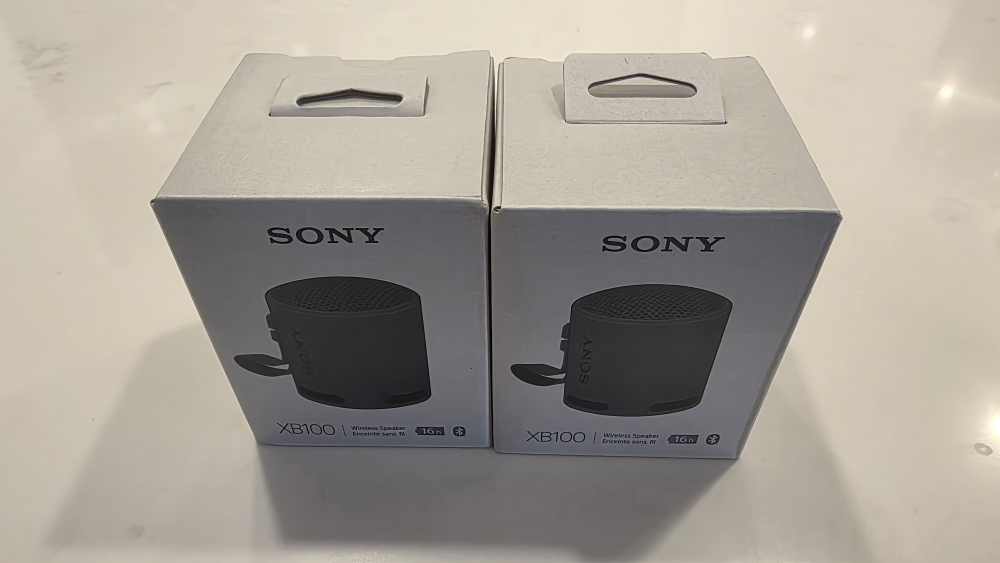 New SONY XB100 Wireless Speaker