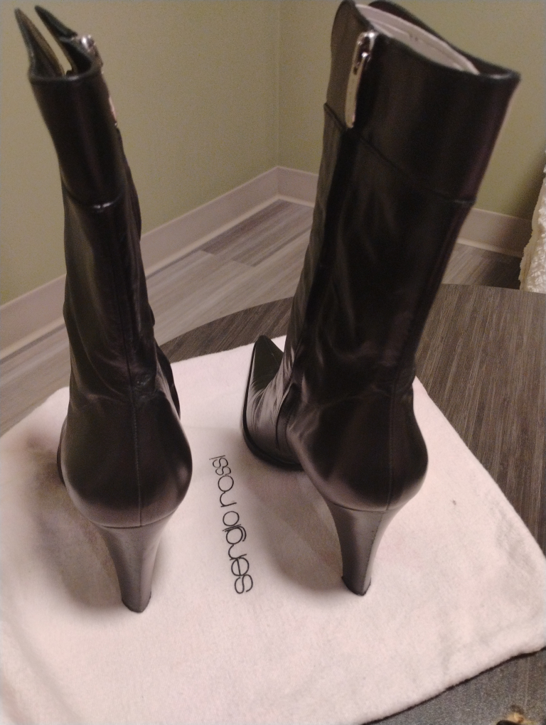 Sergio Rossi Black Leather Heel Boots - photo 3