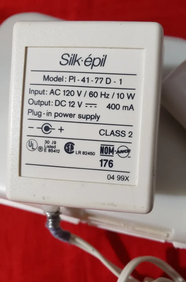 Silk-épil Epilator with Power Supply image indicator(2)