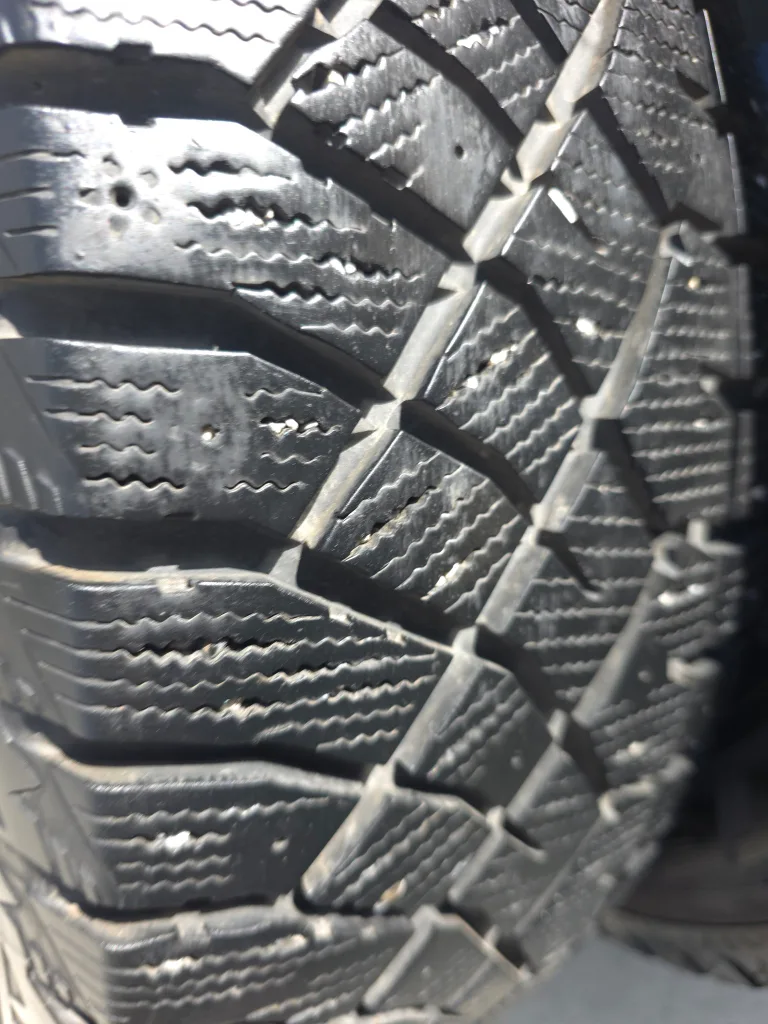 Arctic Claw Winter Tires on Rims - Set of 4 235/65r 17 image indicator(8)