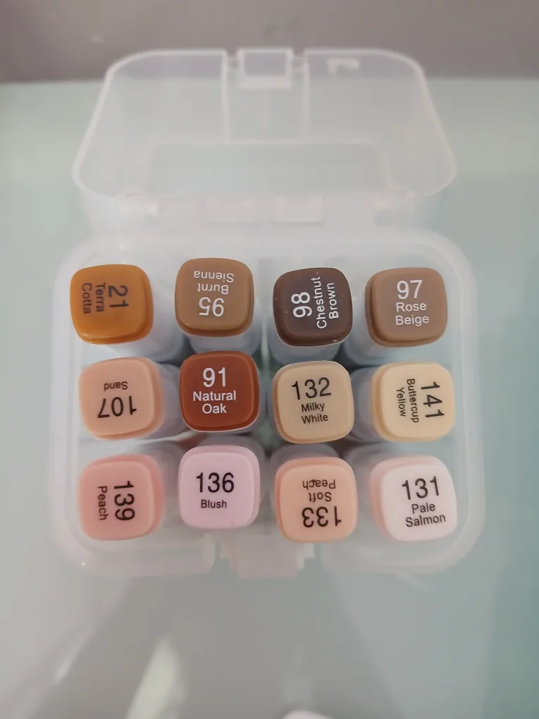 Alcohol Markers Set with Case image indicator(2)