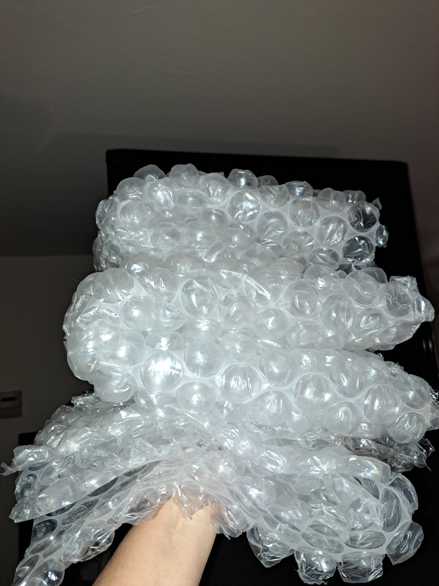 small sheets of bubble wrap - photo 2