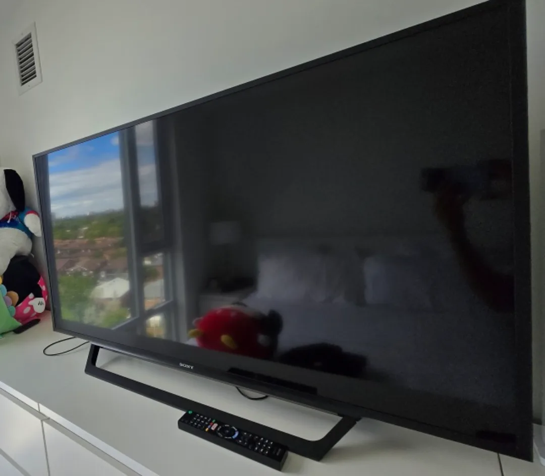 Sony KDL-48W650D 48" Television thumbnail