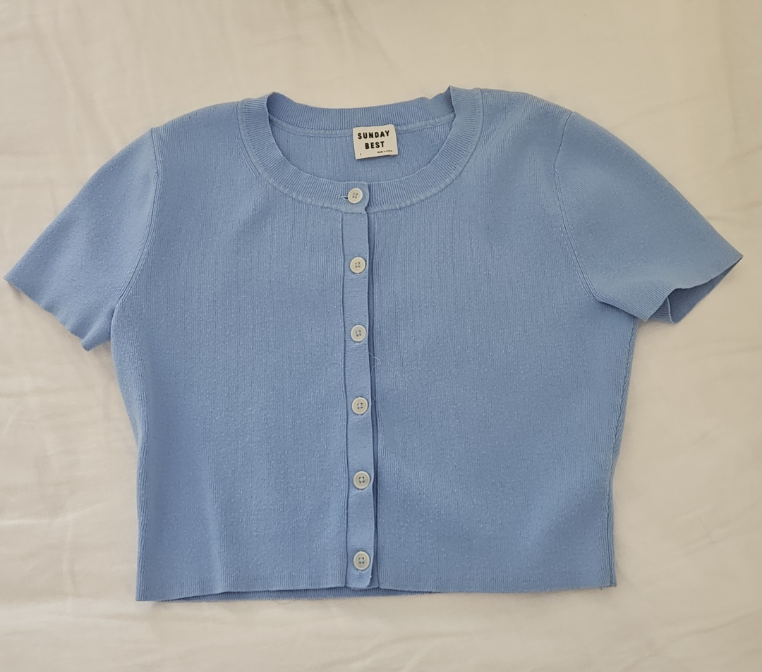 TWO Sunday Best Button-Up Crop Top - White & Light Blue