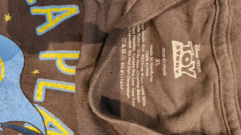 Pick Up Toy Story Alien Pizza Planet XL T-Shirt never worn image indicator(3)