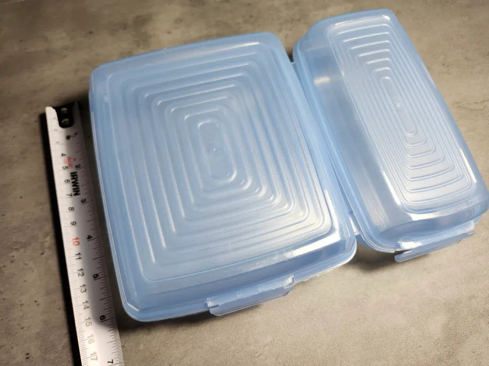 FREEBIE: Blue Lunch/Snack Containers image indicator(2)