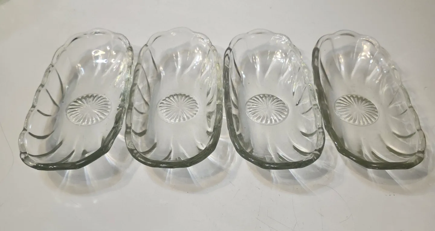 Vintage Anchor Hocking Banana Split Dishes thumbnail