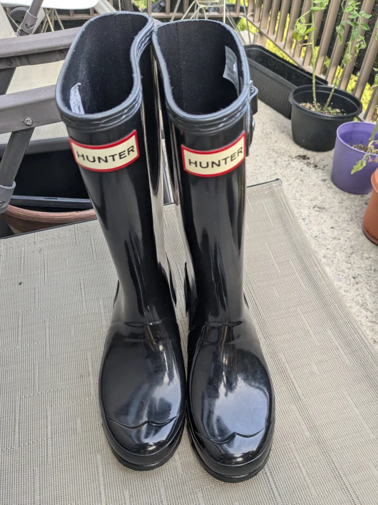 Hunter Black Rain Boots - childrens 3/4 thumbnail