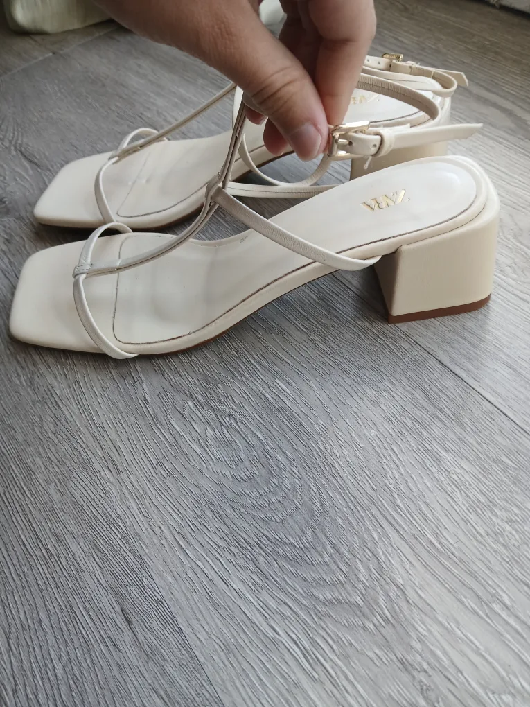 Zara strap sandal block heels, size 7.5 thumbnail
