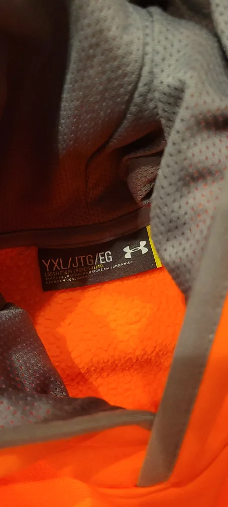 Under Armour Youth Hoodie - Size YLG/YXL image indicator(4)