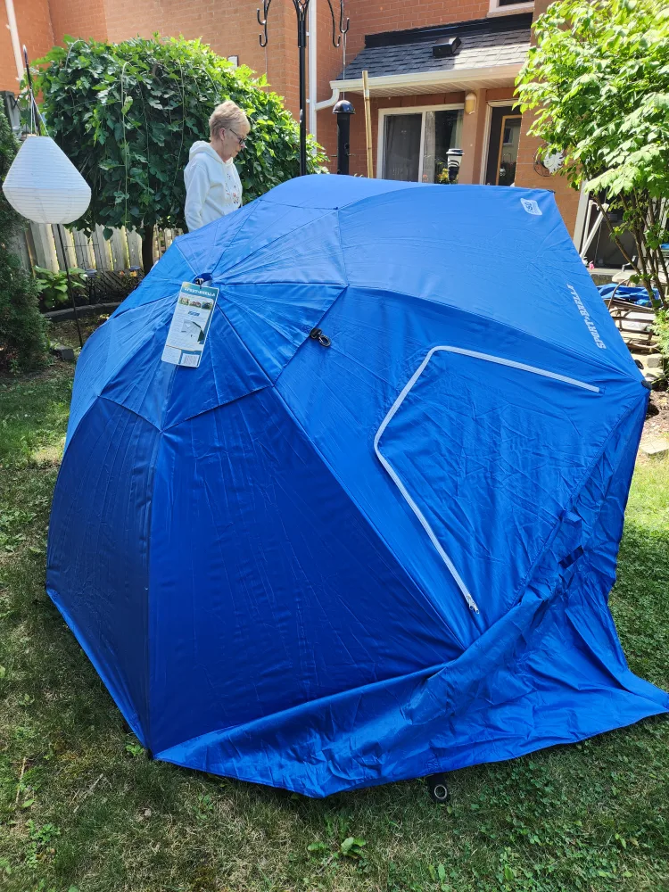 GIANT SPORTS SHADE UMBRELLA WITH PEGS image indicator(3)