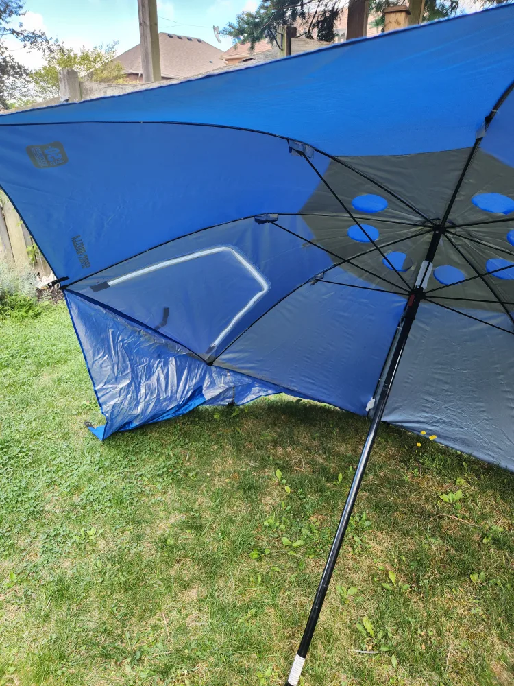 GIANT SPORTS SHADE UMBRELLA WITH PEGS image indicator(4)