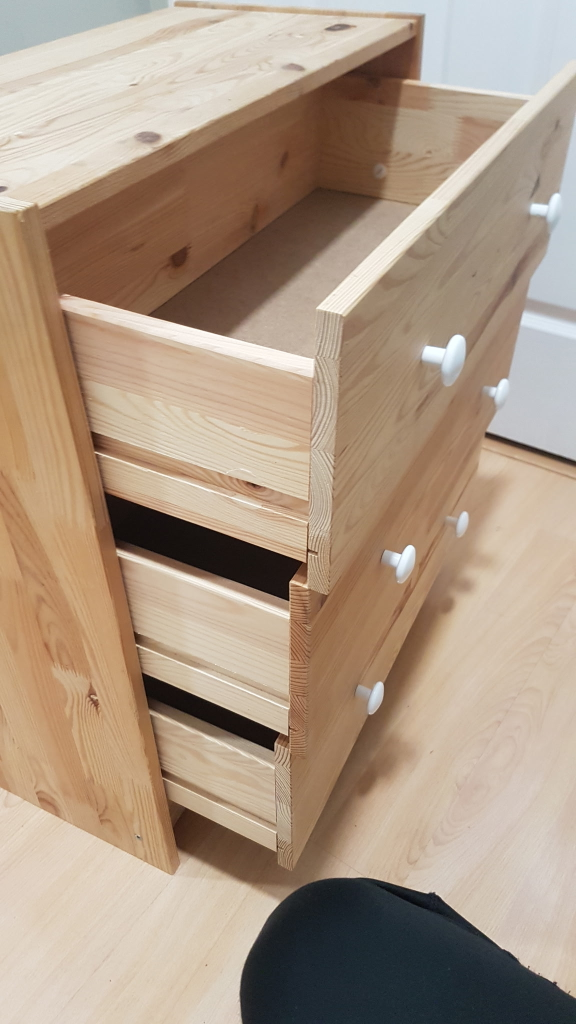 Wooden 3-Drawer Dresser - photo 4
