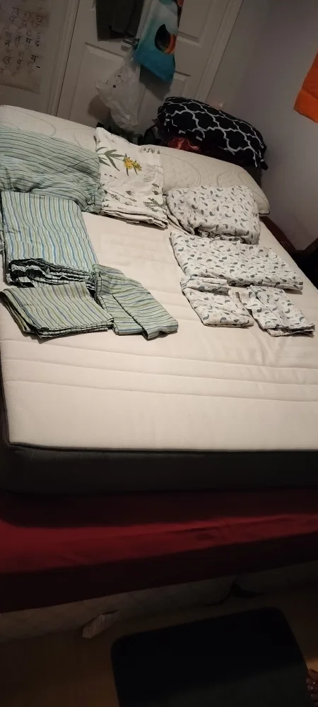 Bedding Sets & Mattress - Size full thumbnail