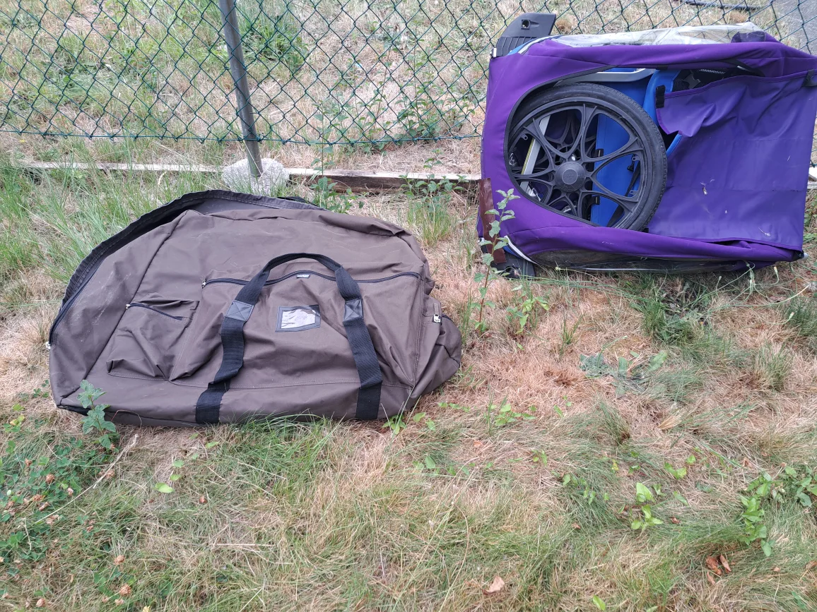 chariot brand~~kids bike carrier/ trailer~~ image indicator(3)