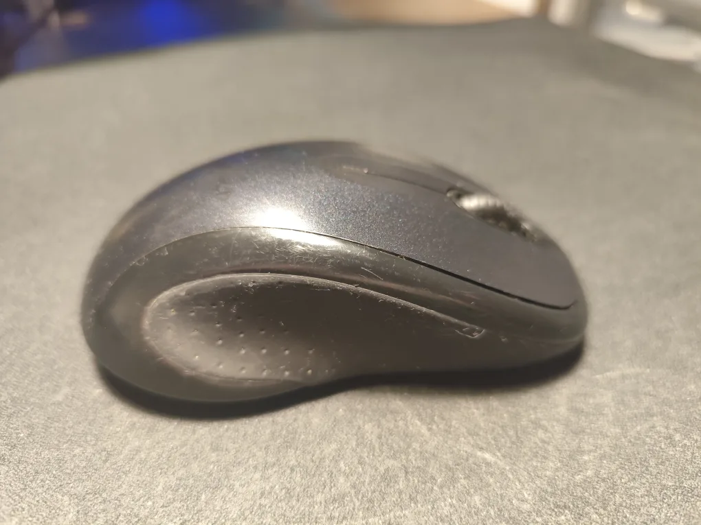 Logitech M510 Wireless Mouse image indicator(3)