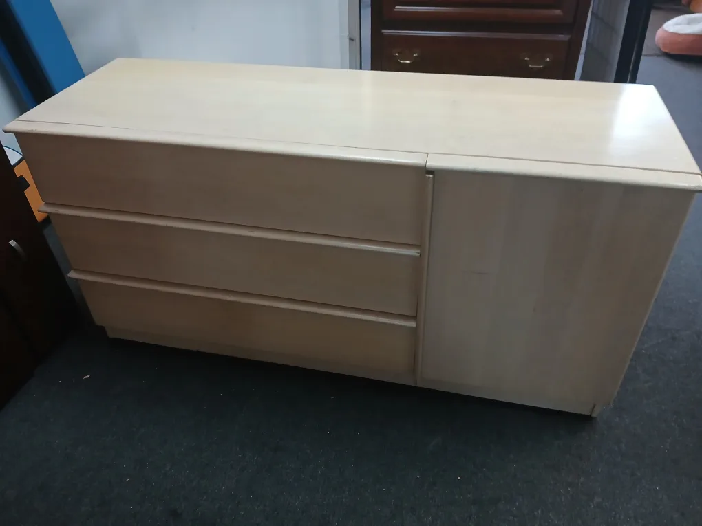 dresser solid wood thumbnail