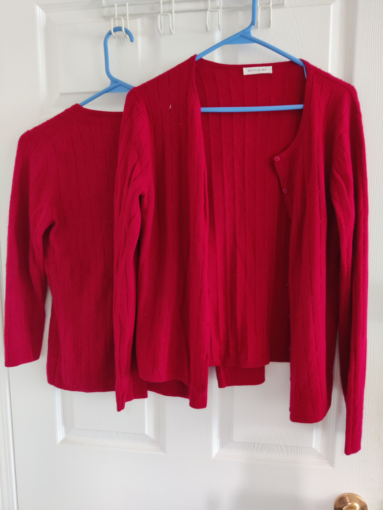 Red Cashmere Sweater Set size S/M - photo 5